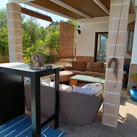 Casa Oasis アパート アロラ